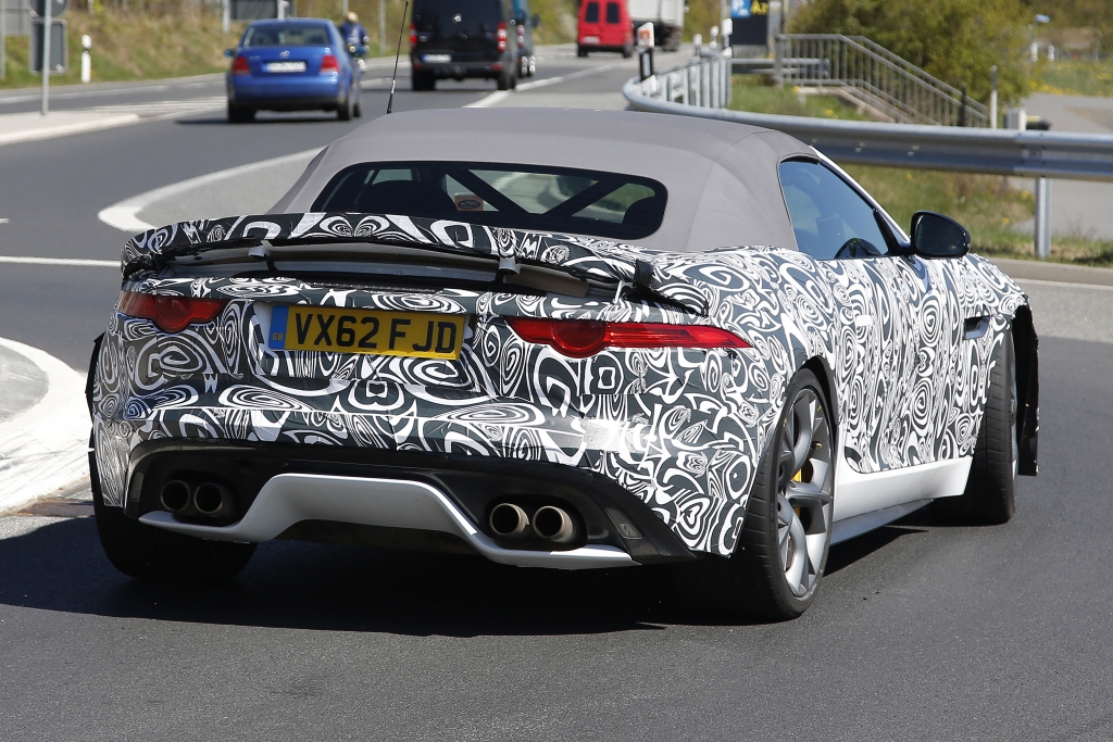 Erwischt: Erlkönig Jaguar F-Type R-S