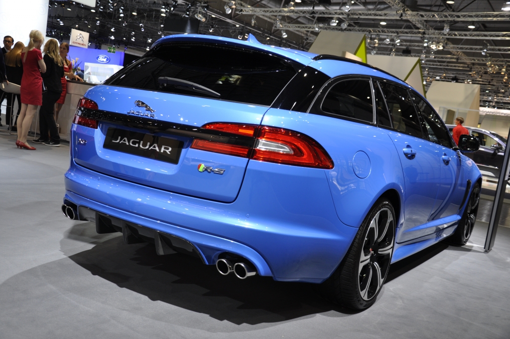 Fahrbericht: Jaguar XFR-S - Die Katze lässt das Sausen nicht