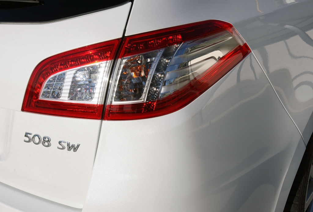 Fahrbericht: Peugeot 508 SW BlueHDI 180 - Mit blauer Weste 