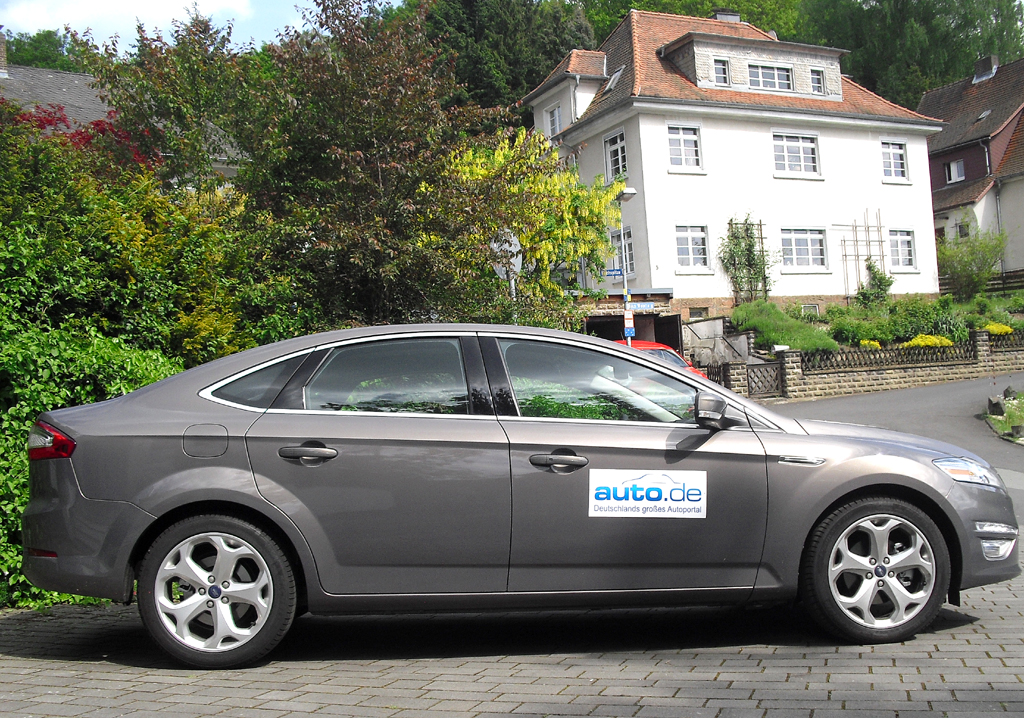 Ford Mondeo: So sieht die Fließheck-Limousine von der Seite aus. 