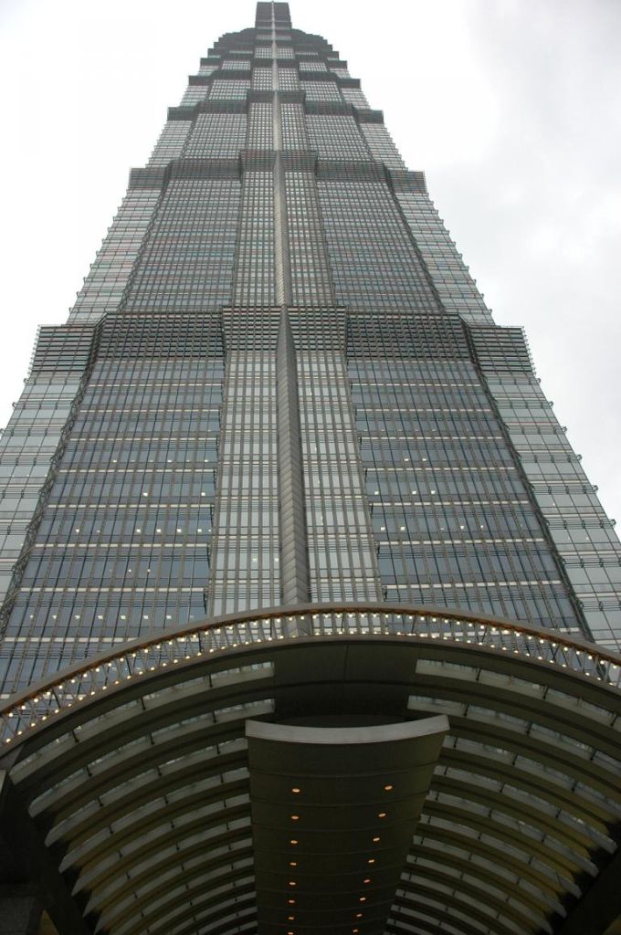 Gigant: Jinmao-Tower. 
