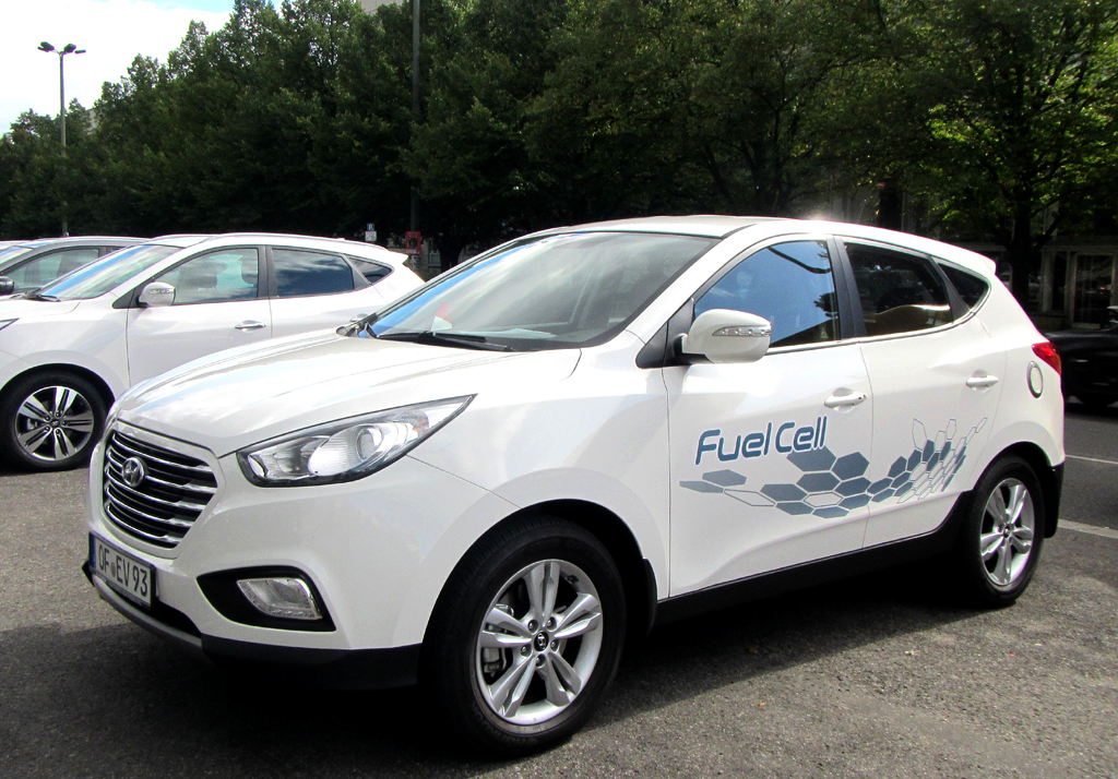 Hyundais Brennstoffzellen-ix35 Fuel Cell wird schon in Serie gebaut. 