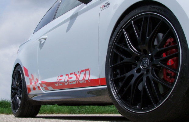 JE Design schärft den Seat Leon Cupra nach