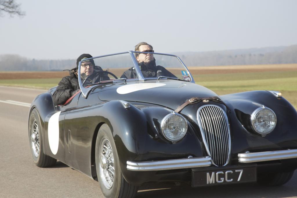 Jaguar XK 120 auf den Spuren der Rekordfahrt von 1953