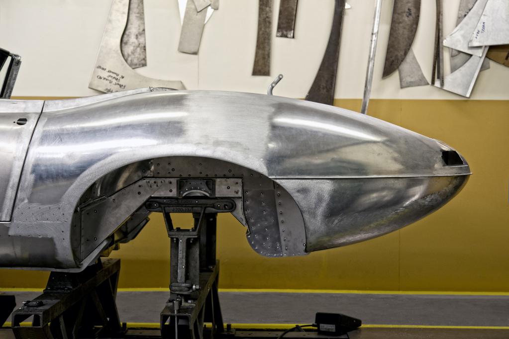 Jaguar baut wieder die Leichtgewicht-Legende