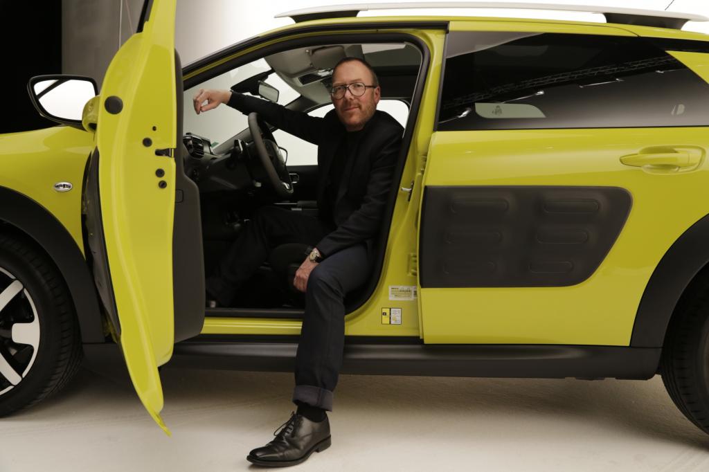 Mark Lloyd  hat den Cactus gestaltet