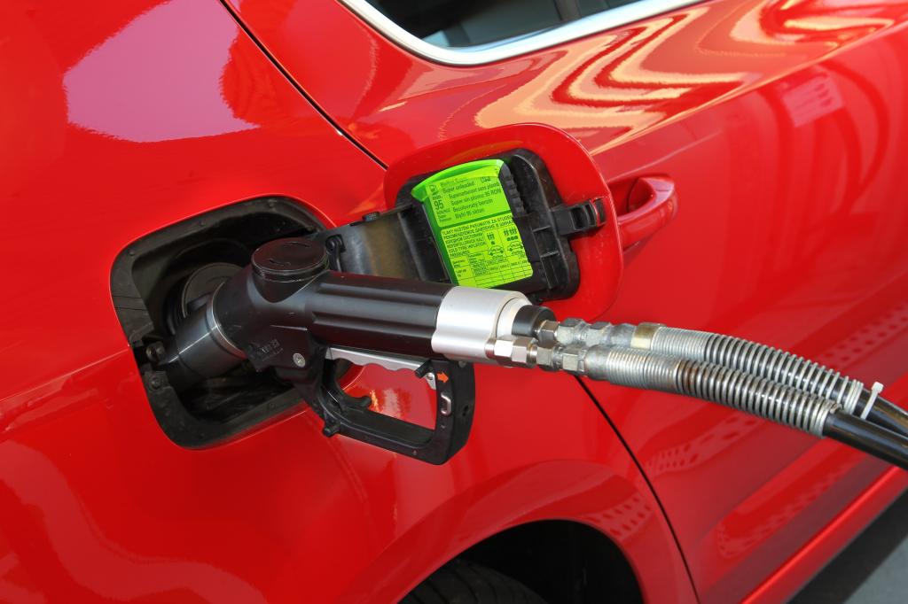 Mit nur 3,5 kg Erdgas je 100 km (97 g CO2/km) beziffert das Werk den Verbrauch des 1,4 Liter großen Turbomotors mit 81 kW/110 PS.