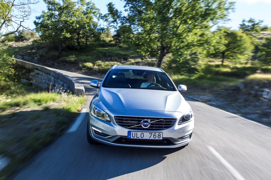 Neben einigen optischen  Veränderungen gibt es neue Motoren, darunter einen Diesel mit 130 kW/181 PS.