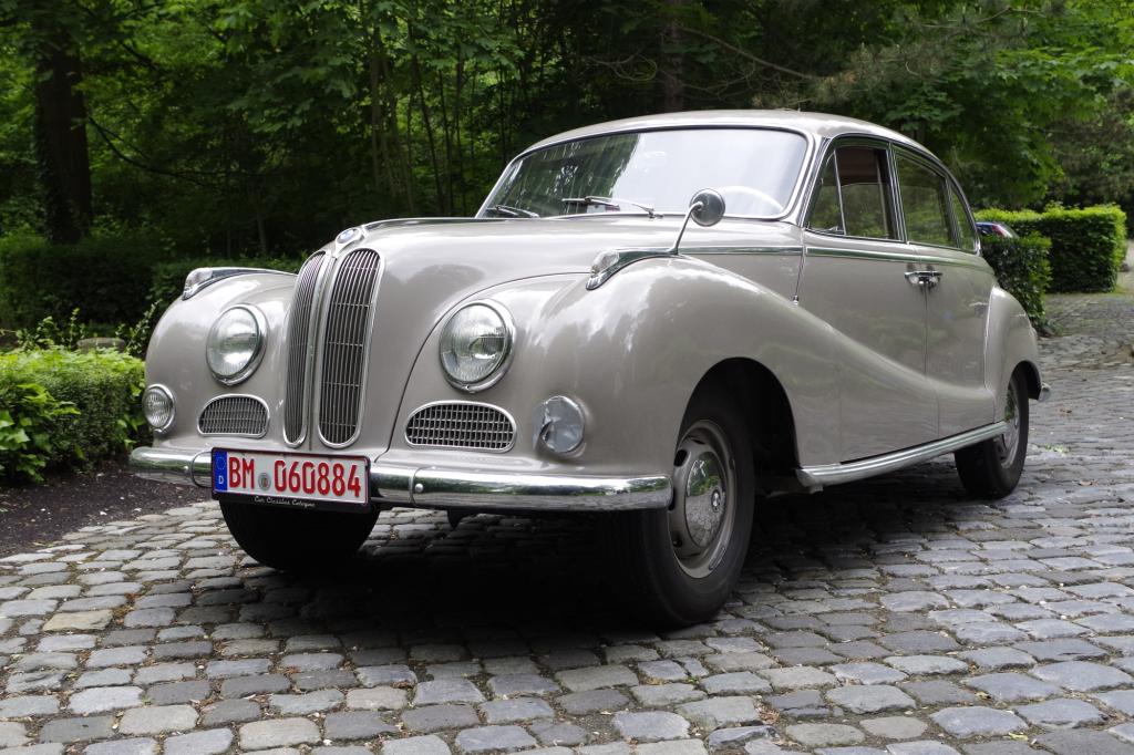 Oldtimer-Fahrbericht: BMW 501/502 - Wenn Engel fahren