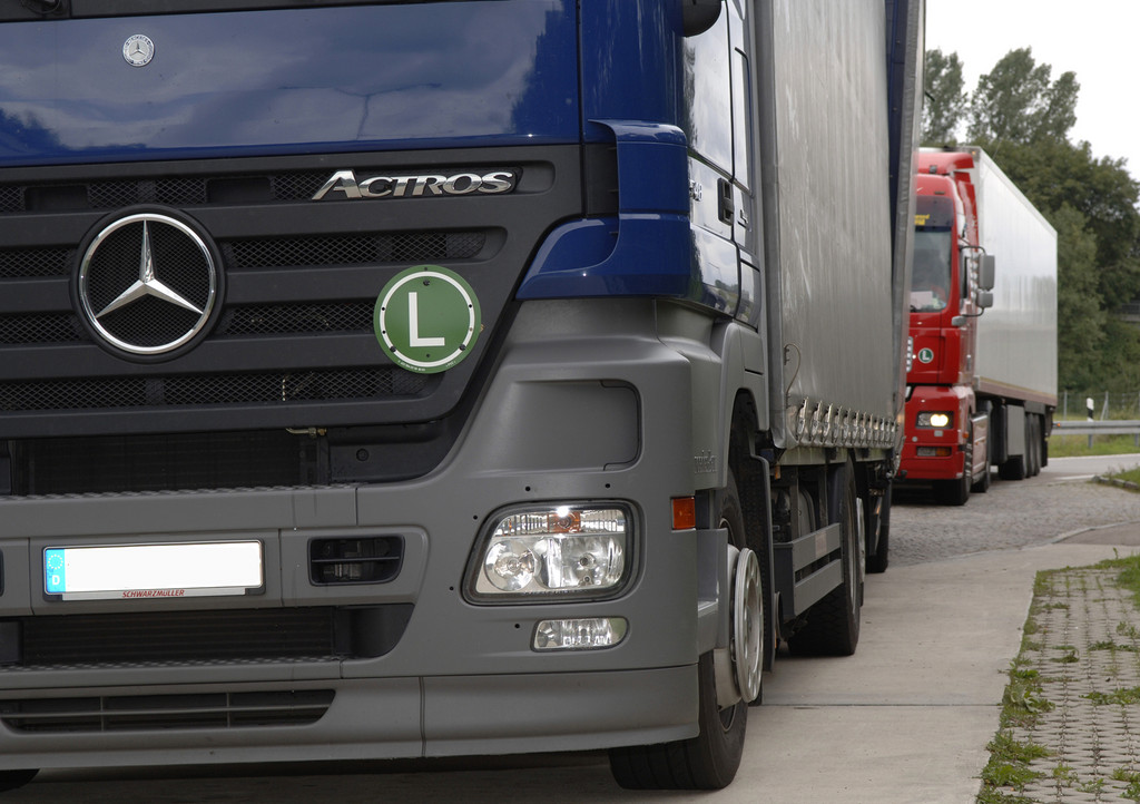 Ost-Lkw: Das Risiko rollt mit