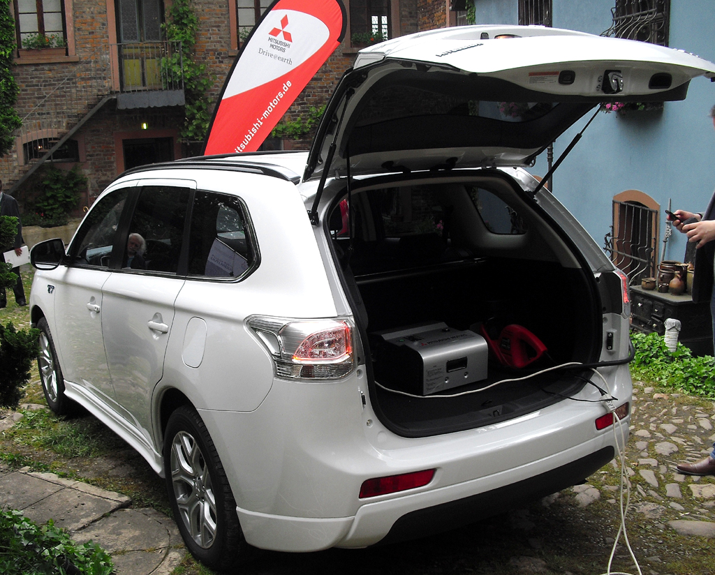 Outlander Plug-in-Hybrid: Das Gepäckabteil fasst 463 bis 1472 Liter. 