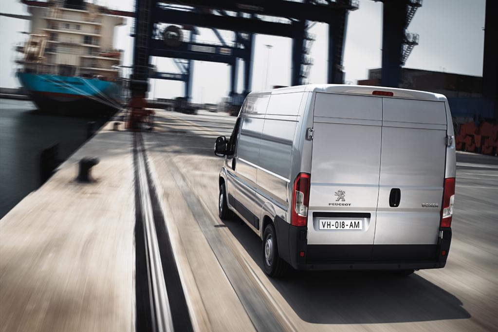 Peugeot Boxer: Transporter-Multitalent