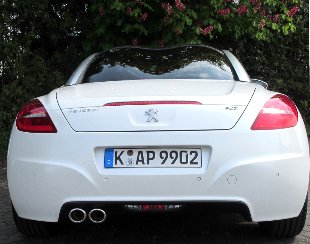 Peugeot RCZ: Blick auf die Heckpartie. 