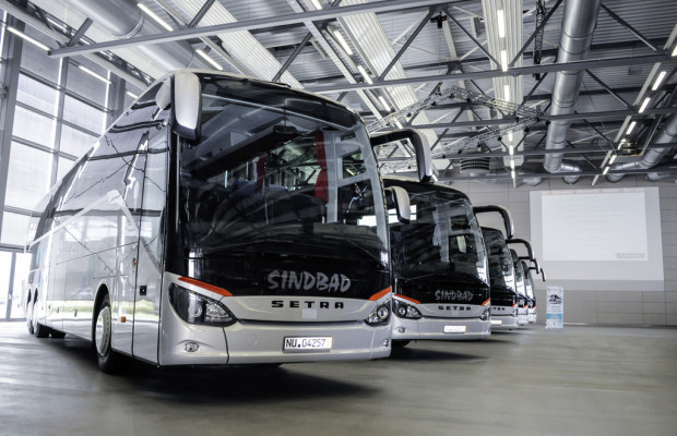 Polnischer Fernlinienanbieter baut Flotte mit Setra Reisebussen aus
