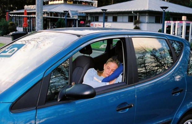 Recht: Im Auto übernachten - Schläfst Du noch oder wohnst Du schon?