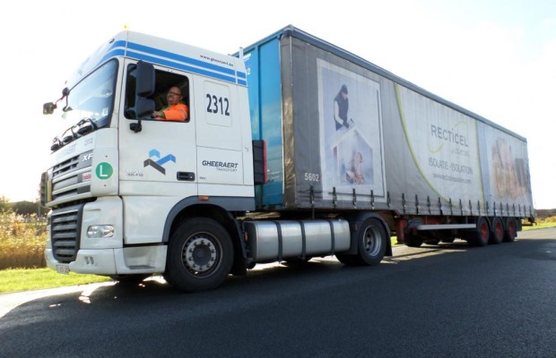 Reifendruck-Kontrollsystem hilft beim Sparen
