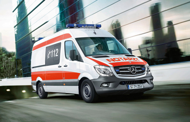 Rettmobil 2014: Mercedes-Benz mit C- und V-Klasse vertreten