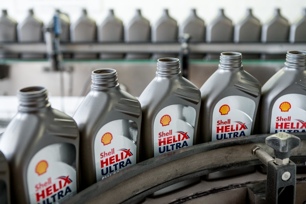 Shell-Motorenöle aus Erdgas - So sauber wie am erste Tag