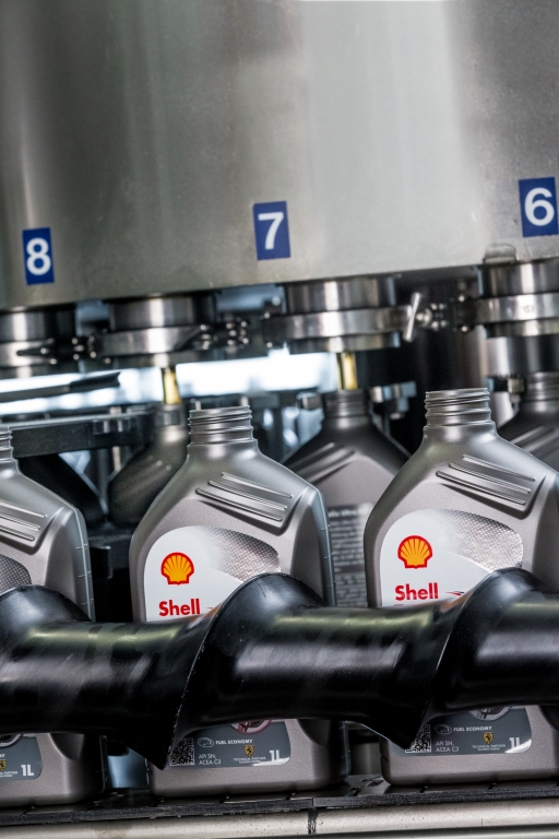 Shell-Motorenöle aus Erdgas - So sauber wie am erste Tag