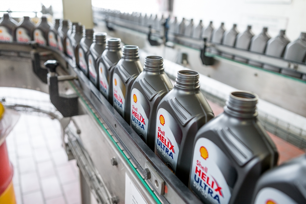 Shell-Motorenöle aus Erdgas - So sauber wie am erste Tag