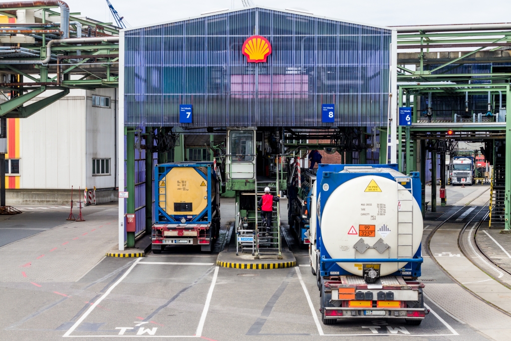 Shell-Motorenöle aus Erdgas - So sauber wie am erste Tag