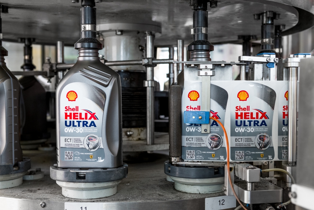 Shell-Motorenöle aus Erdgas - So sauber wie am erste Tag