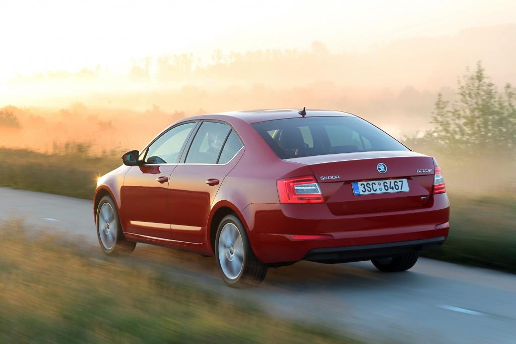 Skoda weitet sein Erdgas-Programm aus und schickt den Allrounder Octavia nach dem Citigo als zweites CNG-Modell ins Rennen.