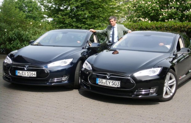 Tesla S als Mietwagen bei RUHRAUTOe
