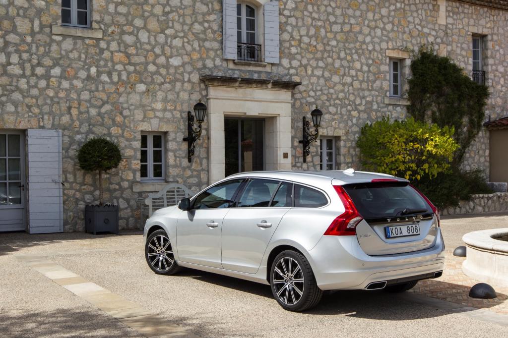 Volvo hat seinen Kombi V60 aufgefrischt.