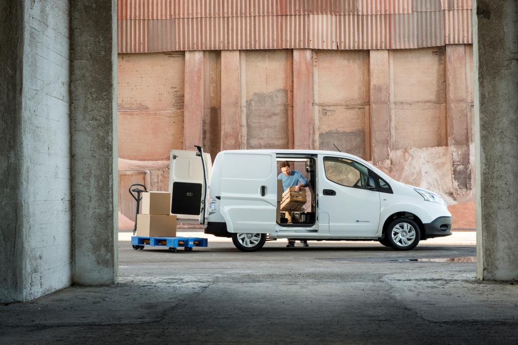  Erste Fahrt im Elektrotransporter Nissan e-NV 200 - Ladegut für Umweltzonen