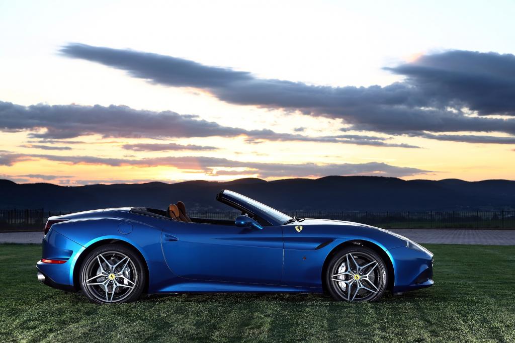  Nachdem die Italiener im FF schon den Allradantrieb eingeführt haben, kommt nun im aufgefrischten California der Turbo.