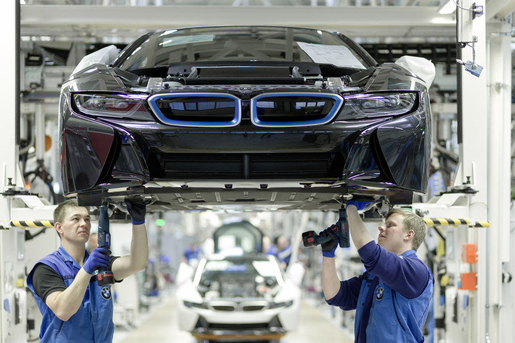 BMW gewinnt den Kampf der Laserstrahlen