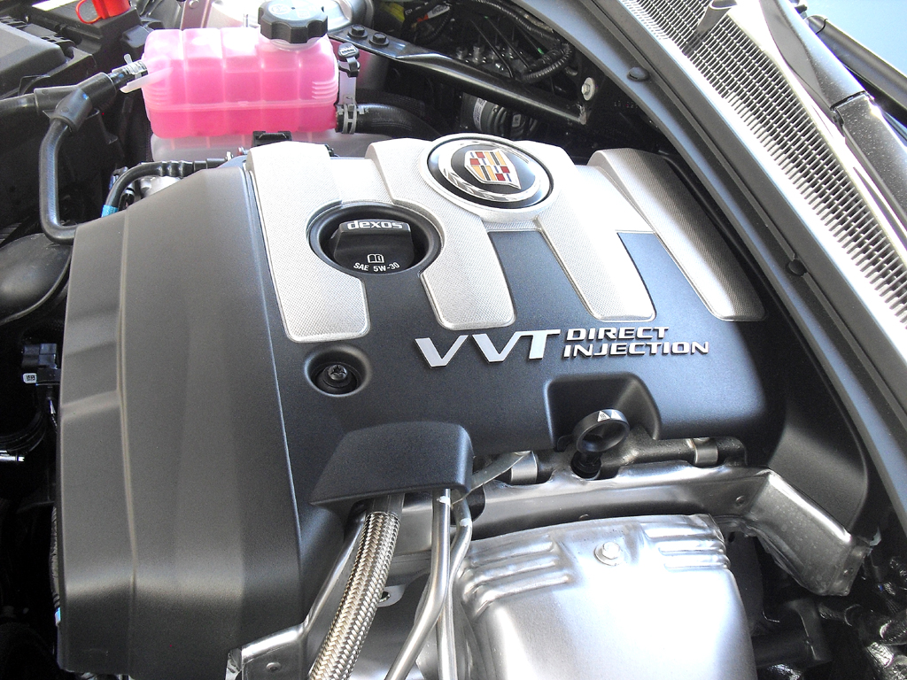 Blick auf den 2,0-Liter-Turbobenziner mit 203/276 kW/PS. 