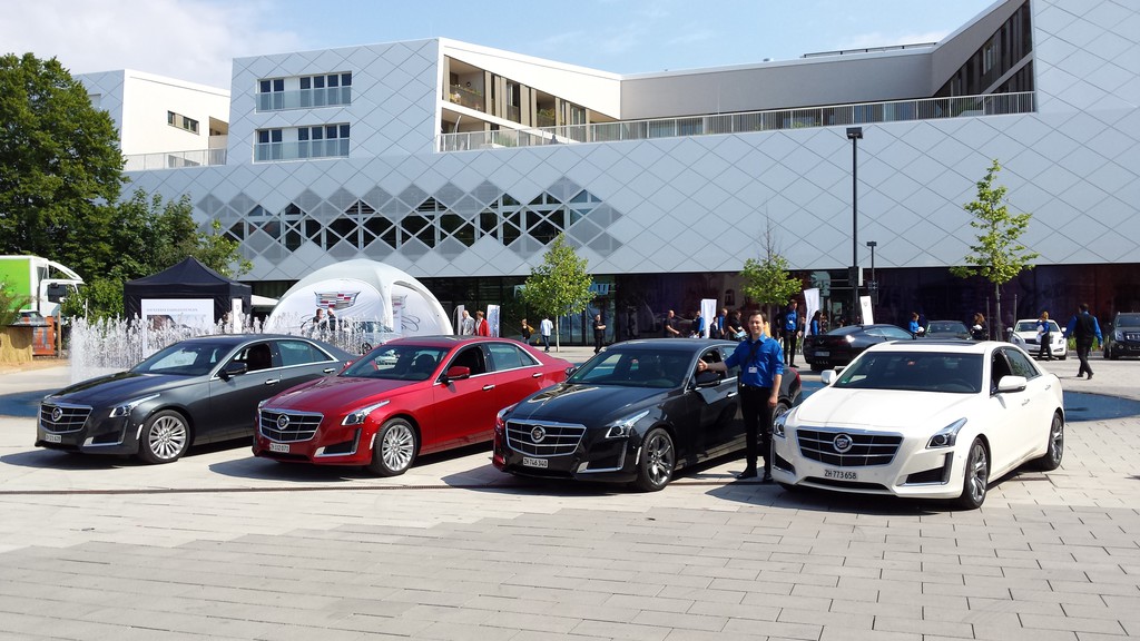 Cadillac reist durch die Lande