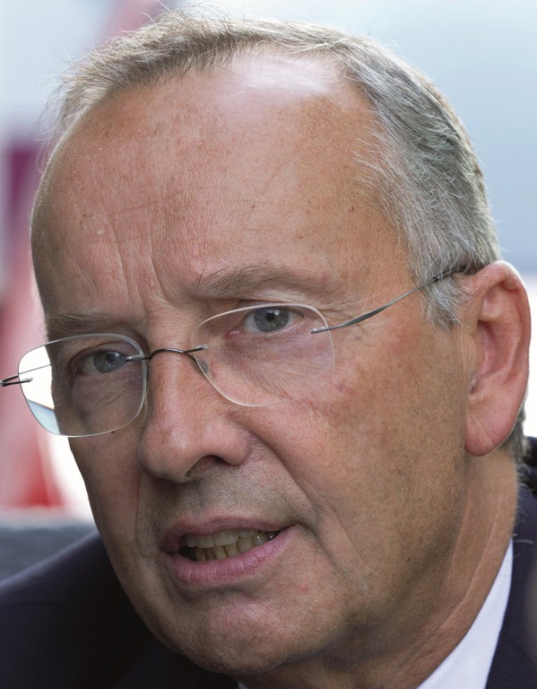 De Silva erhält Ehrendoktorwürde