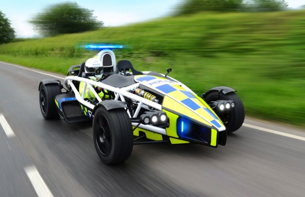 Der britische Kleinserienhersteller Ariel Motors hat der Polizei in der Grafschaft einen 257 kW/350 PS starken Ariel Atom 3.5R zur Verfügung gestellt