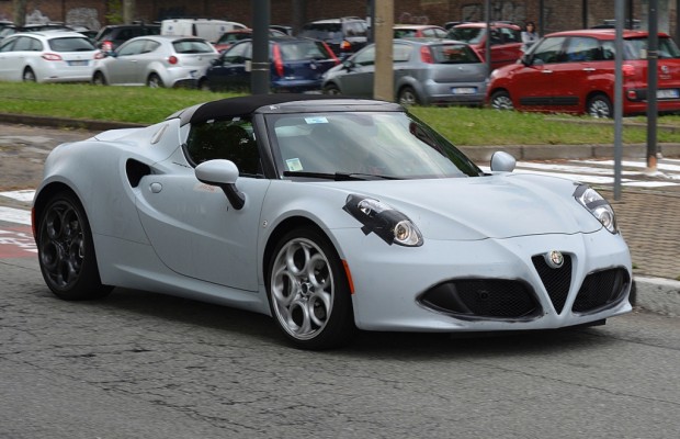 Erwischt: Erlkönig Alfa 4c Spider - Leichtgewicht ab 2015 auch oben offen