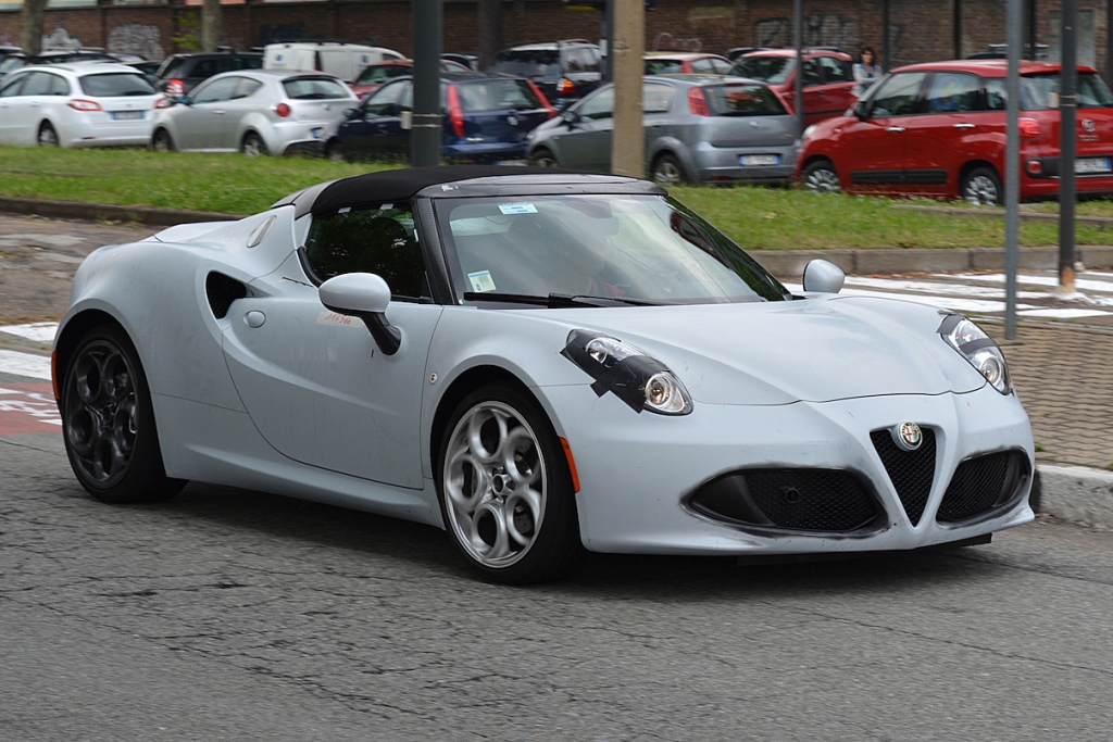 Erwischt: Erlkönig Alfa 4c Spider - Leichtgewicht ab 2015 auch oben offen