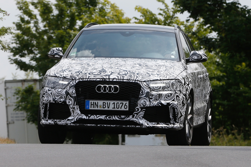 Erwischt: Erlkönig Audi RS Q3 Facelift