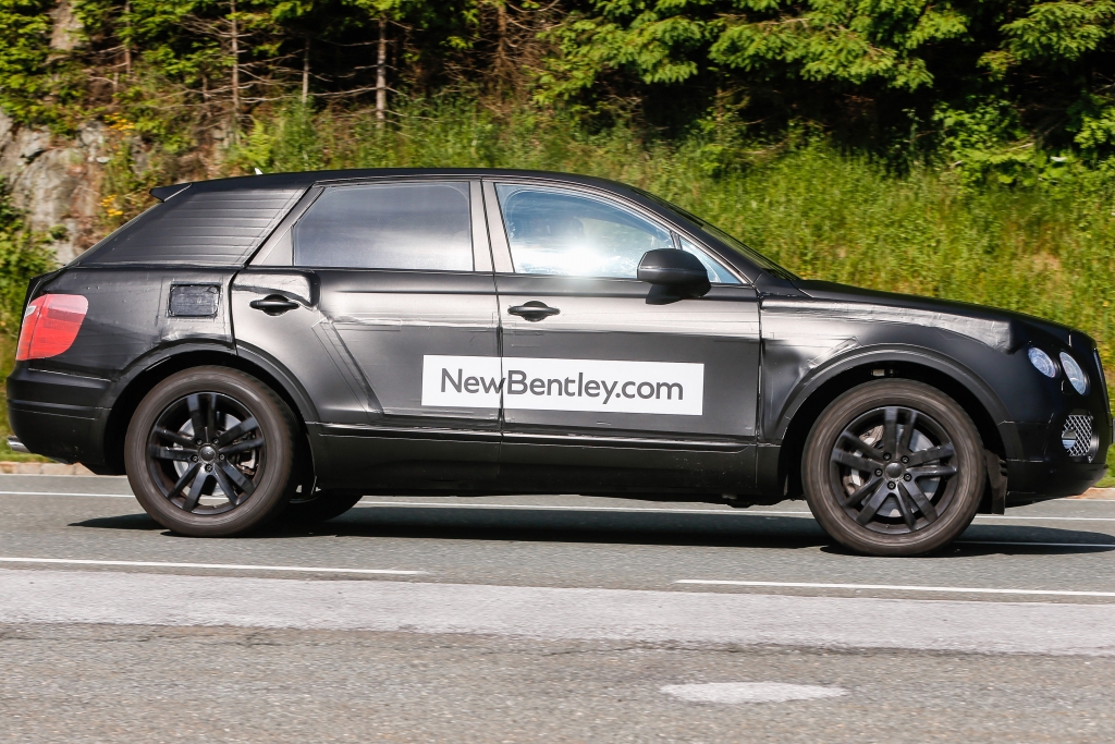 Erwischt: Erlkönig Bentley SUV