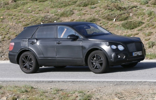 Erwischt: Erlkönig Bentley SUV