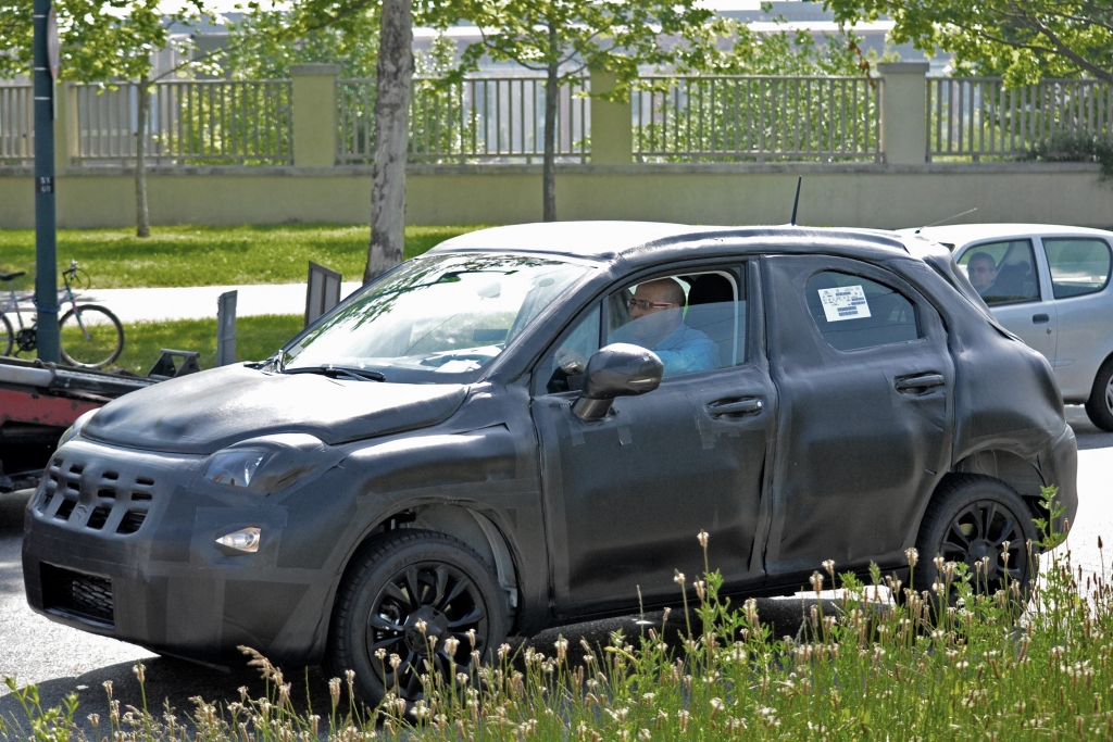 Erwischt: Erlkönig Fiat 500 X (2015)