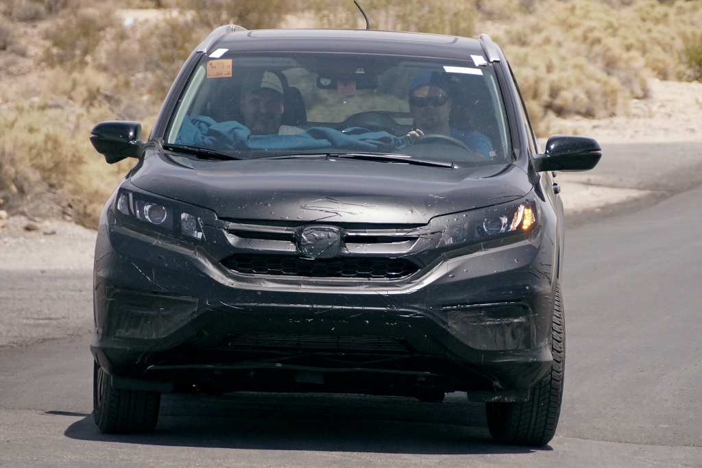Erwischt: Erlkönig Honda CR-V Facelift für 2015