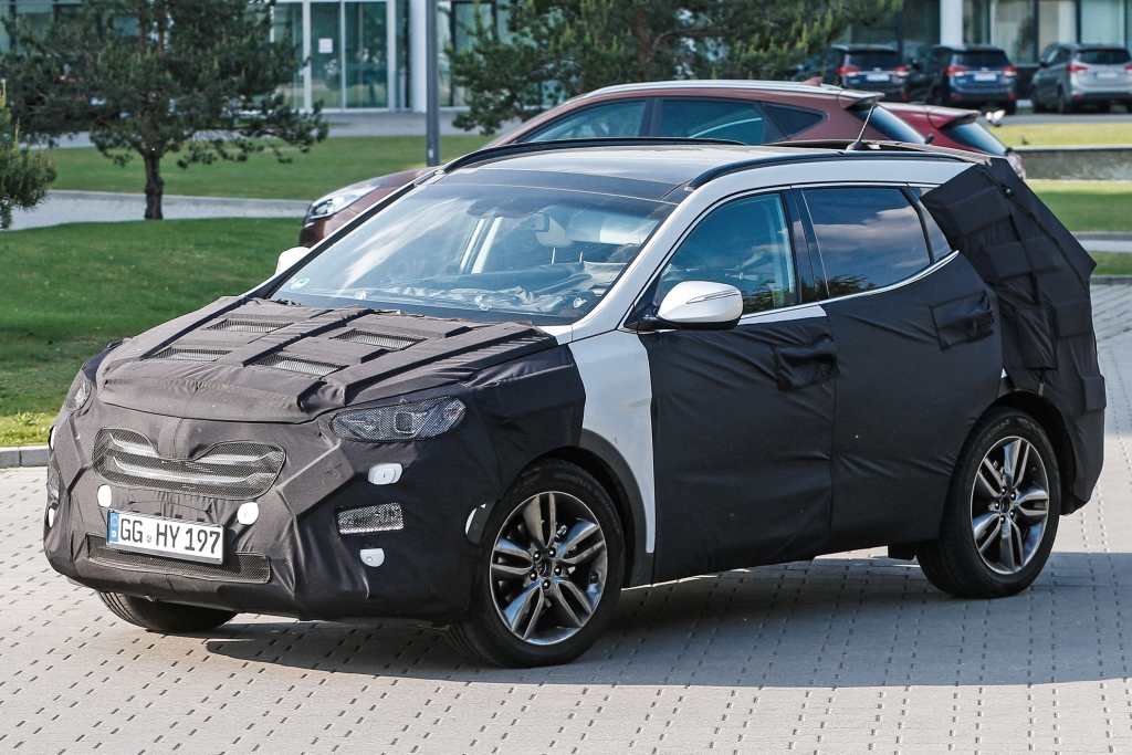 Erwischt: Erlkönig Hyundai Santa Fe Facelift (2015)
