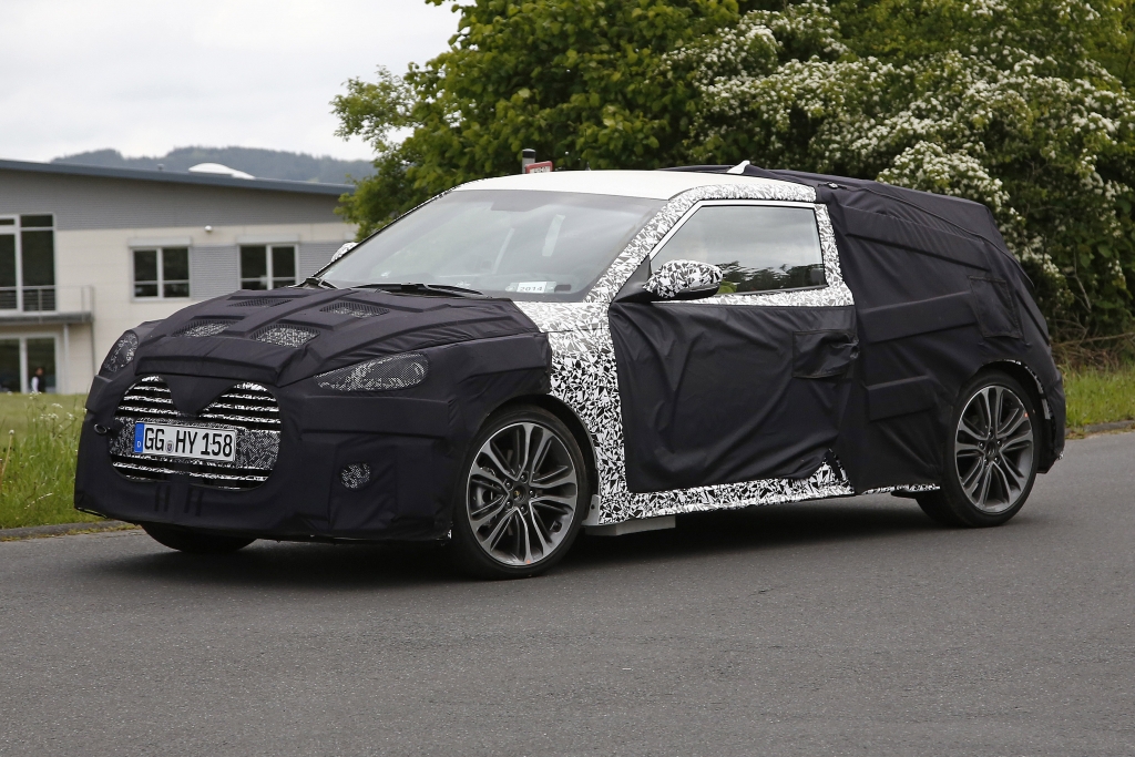 Erwischt: Erlkönig Hyundai Veloster Turbo Facelift (2015)