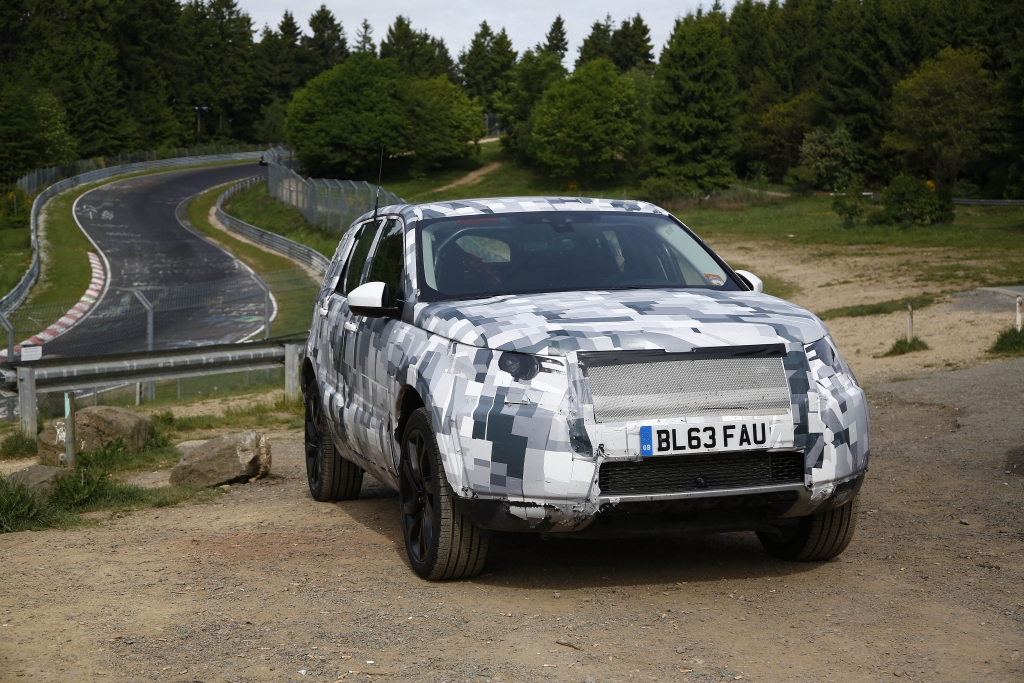 Erwischt: Erlkönig Land Rover Discovery Sport (2015)