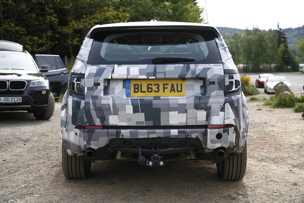 Erwischt: Erlkönig Land Rover Discovery Sport (2015)