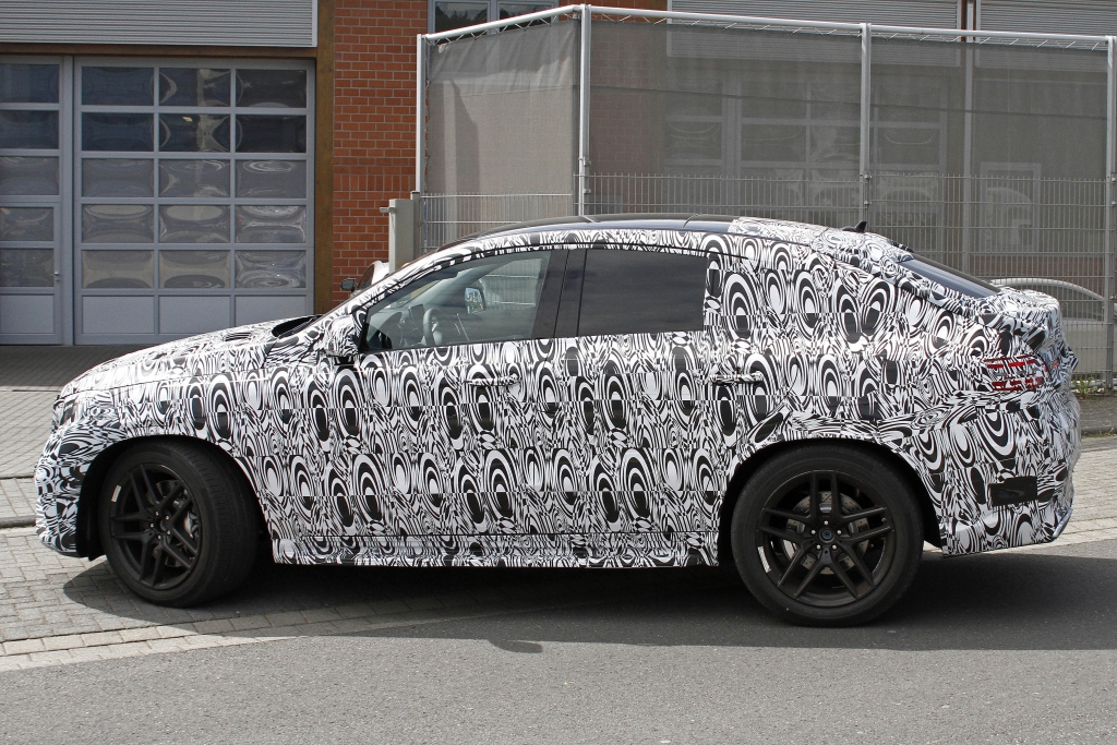Erwischt: Erlkönig Mercedes MLC 63 AMG