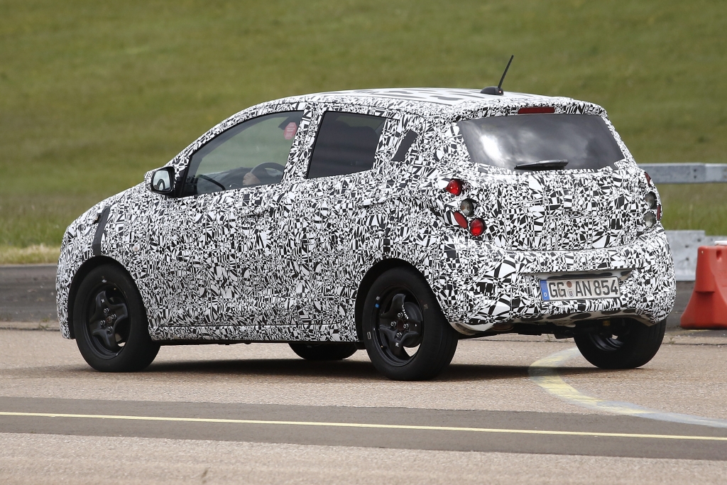Erwischt: Erlkönig Opel Agila (2015)