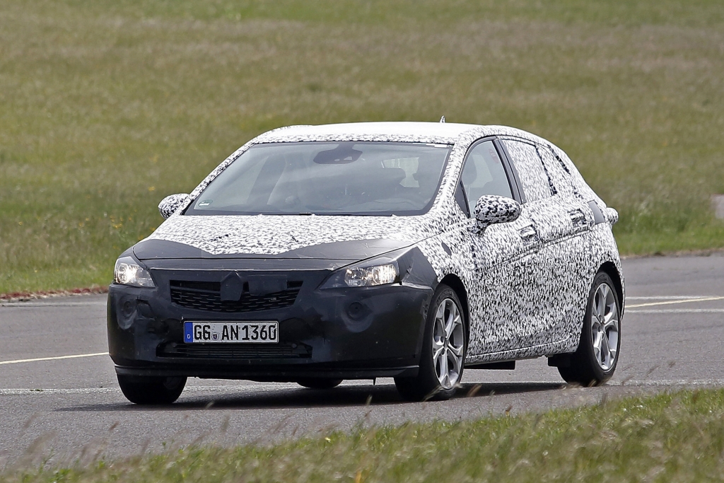 Erwischt: Erlkönig Opel Astra K (2015) - Neuer Angriff auf die Kompaktkrone
